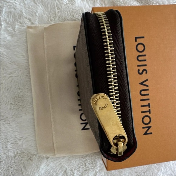 💙 Louis Vuitton Vivienne Holiday Damier Zippy Long Wallet Limited Edition 2019❄️ - Picture 5 of 15